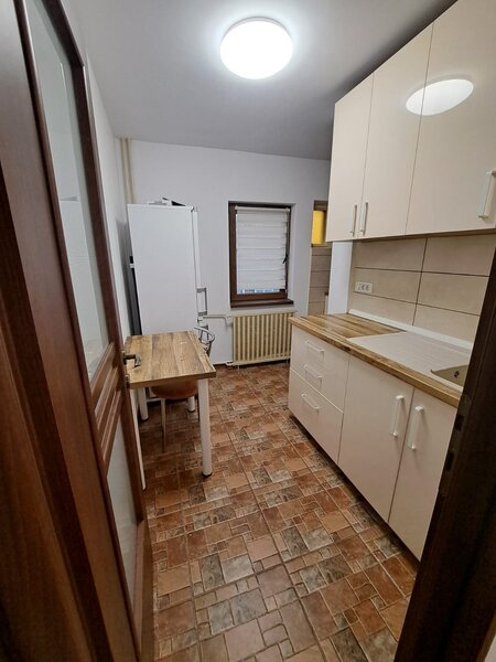 Lacul Tei, aproape Parcul Circului